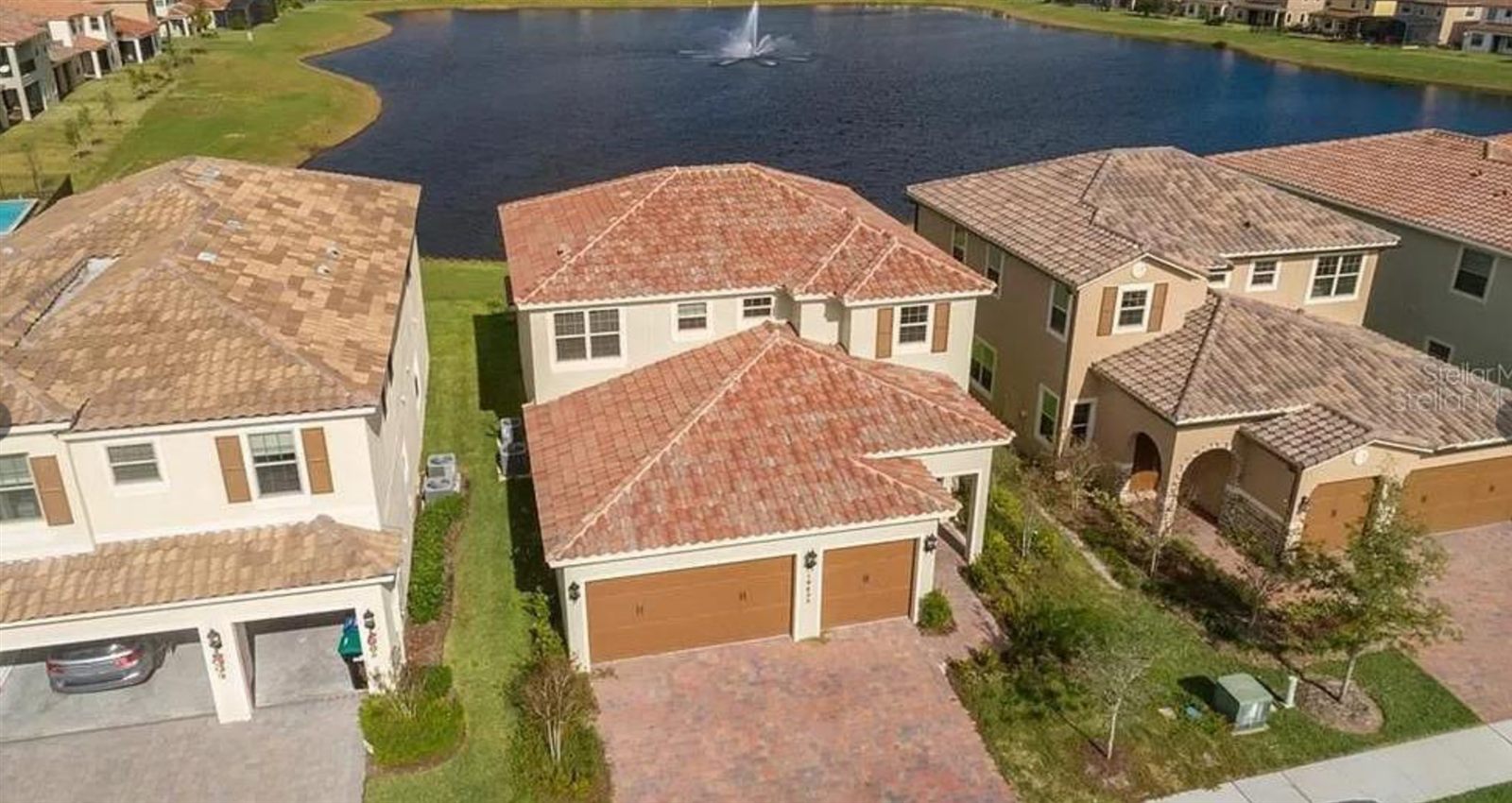 Luxury rental in Eagle Creek under property management