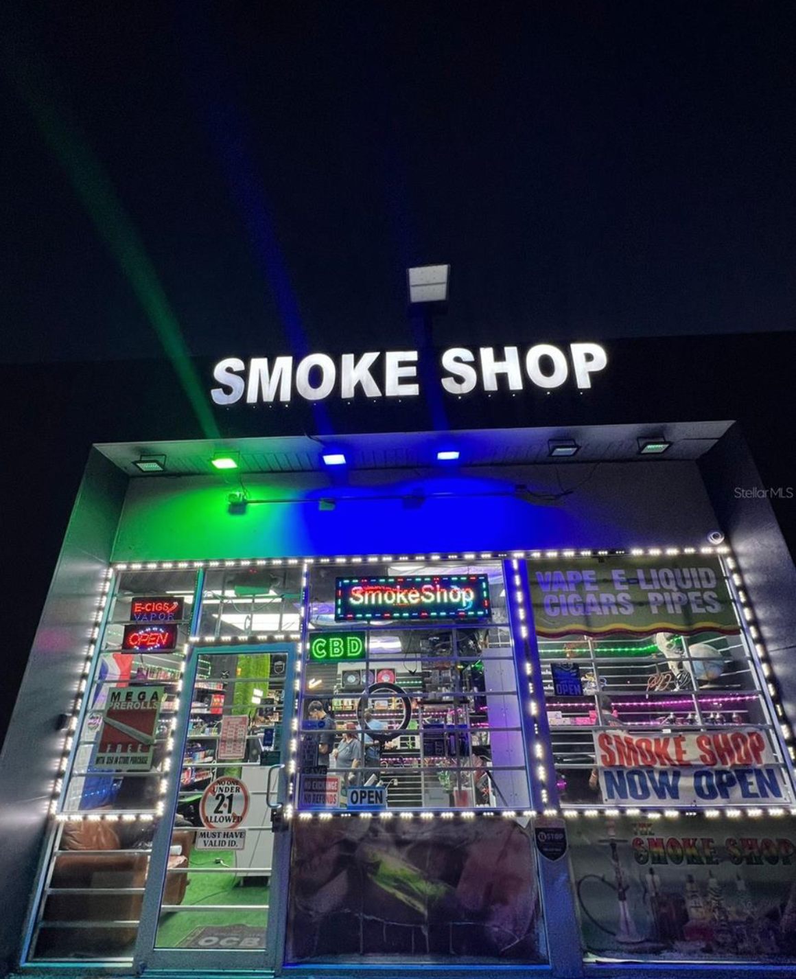 Profitable smoke shop business — $120,000