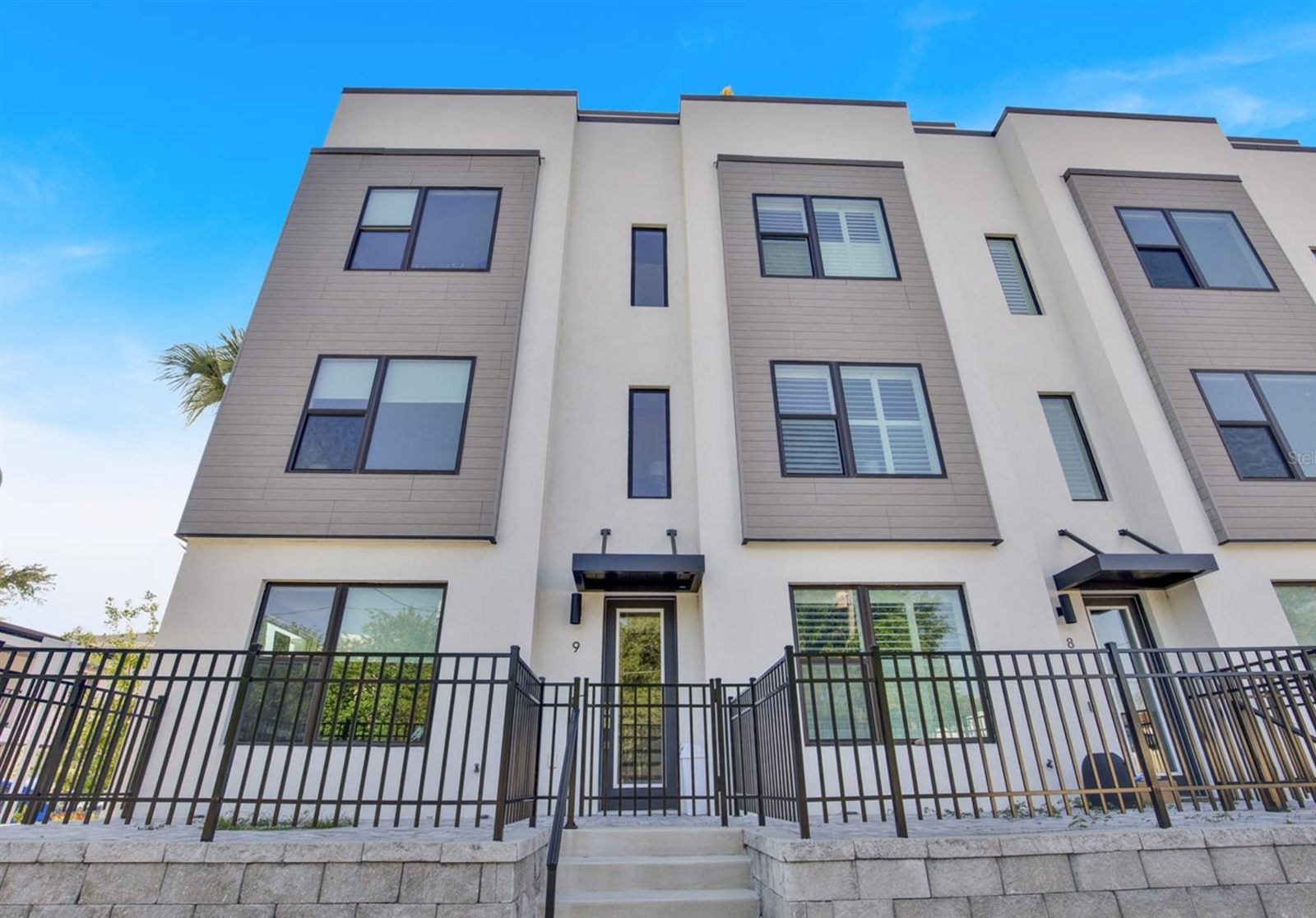 Luxury townhome in Tampa under property management